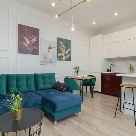 Spacious Near Cardiology Clinic By Renters *