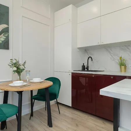 Spacious Near Cardiology Clinic By Renters