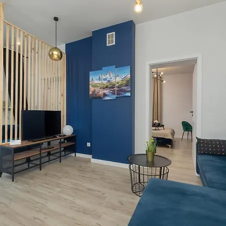아파트 Spacious Near Cardiology Clinic By Renters 크라쿠프