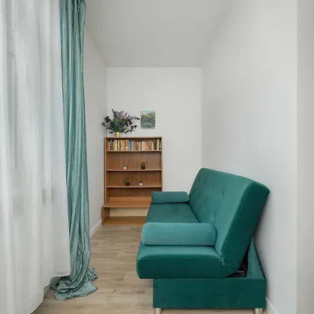 Spacious Near Cardiology Clinic By Renters *